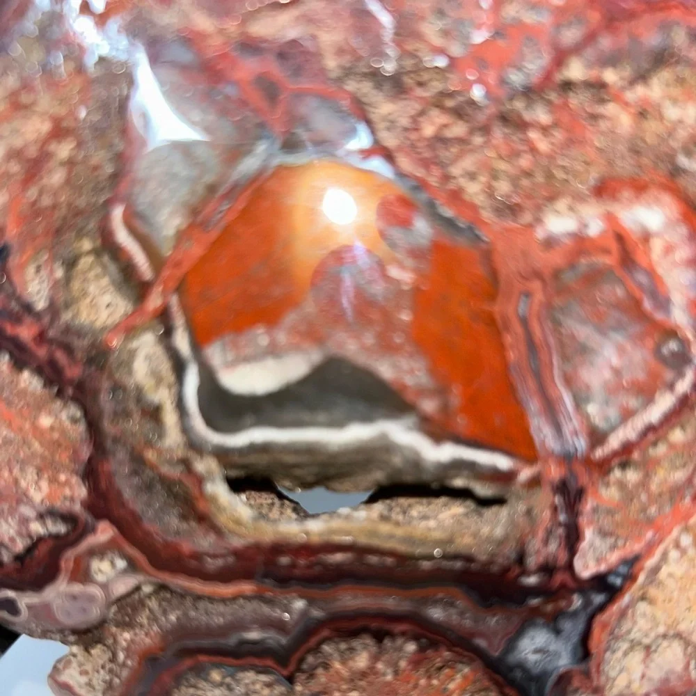 Red Mexican Lace Agate Heart w/holder - MXREDLCEAGTHRT-002 Approx 6.50” width - Picture 9 of 11